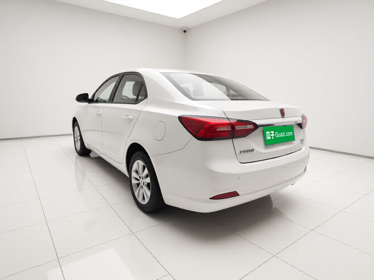 360 2018 PLUS 1.5L AT Exclusive photo 4
