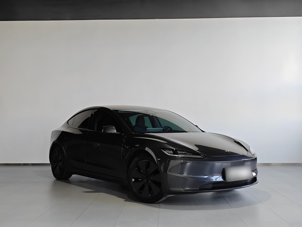 Model 3 2025 RWD photo 3