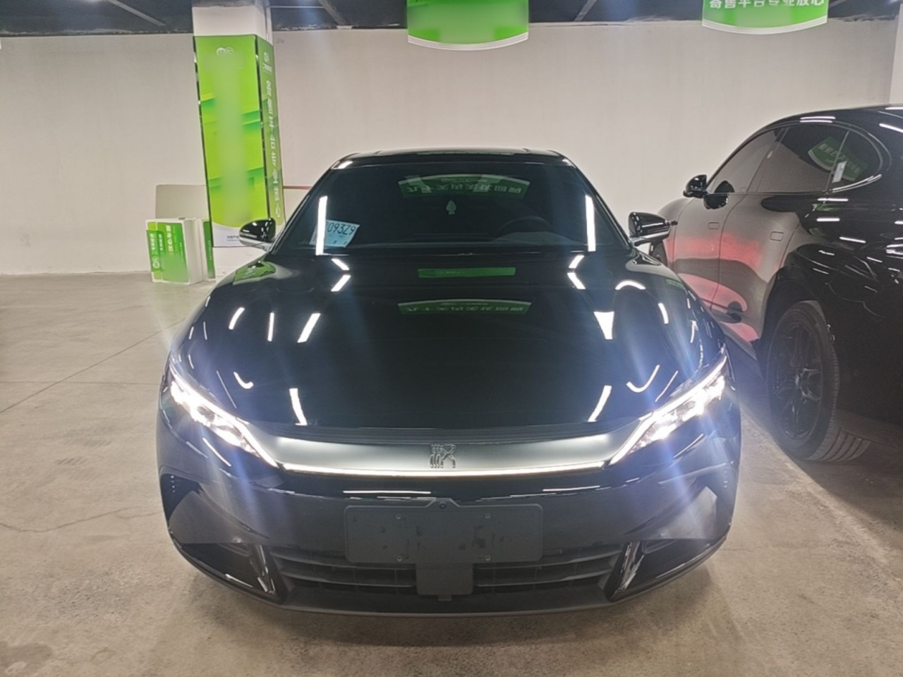 Han 2025 DM-i ADAS 125KM Premium photo 2