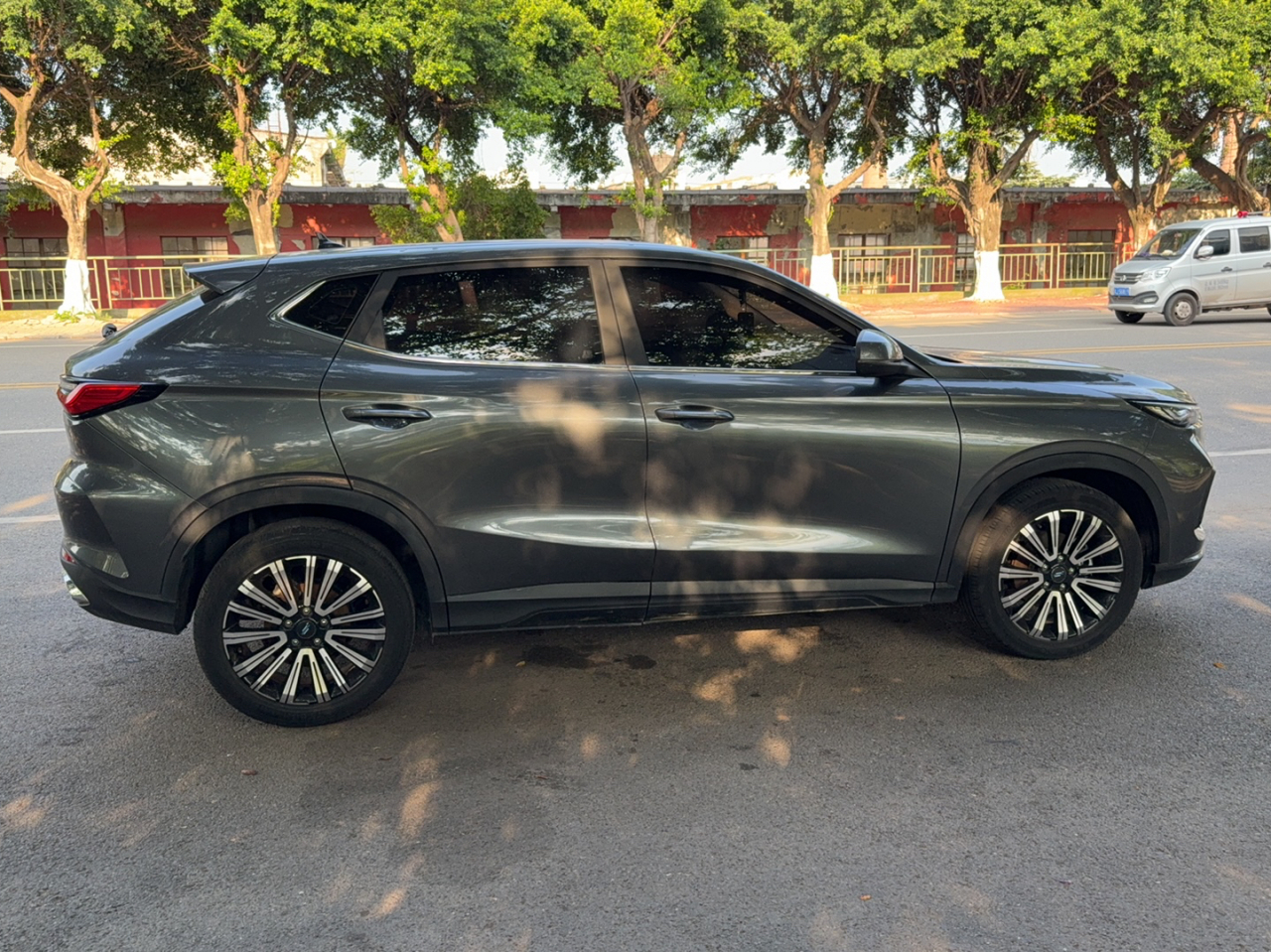 X5 2021 Facelift 1.5T DCT Luxury photo 3