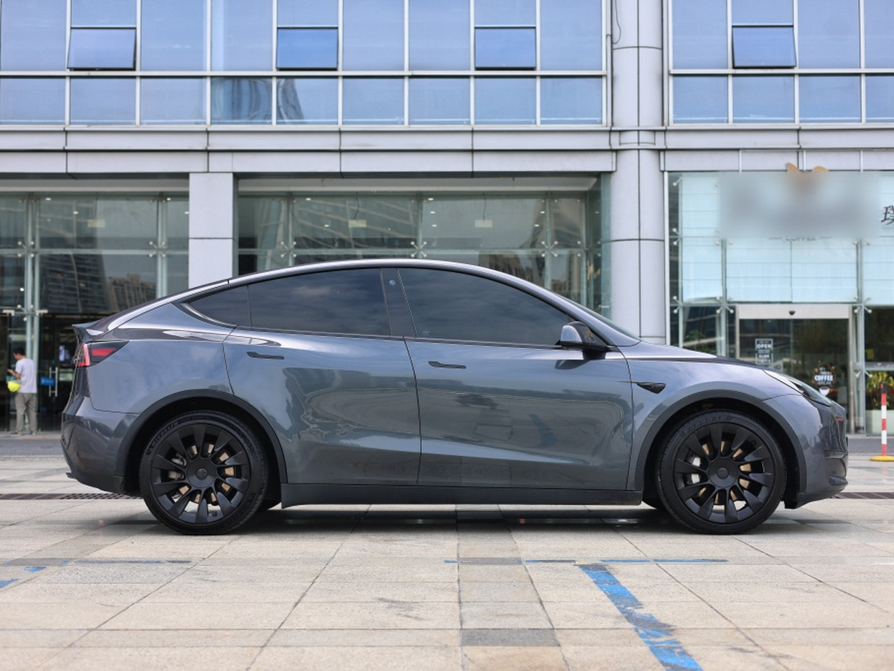 Model Y 2021 Long Range AWD 3D7 photo 4