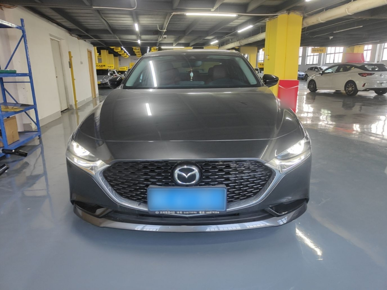 3 Axela 2023 2.0L AT photo 2