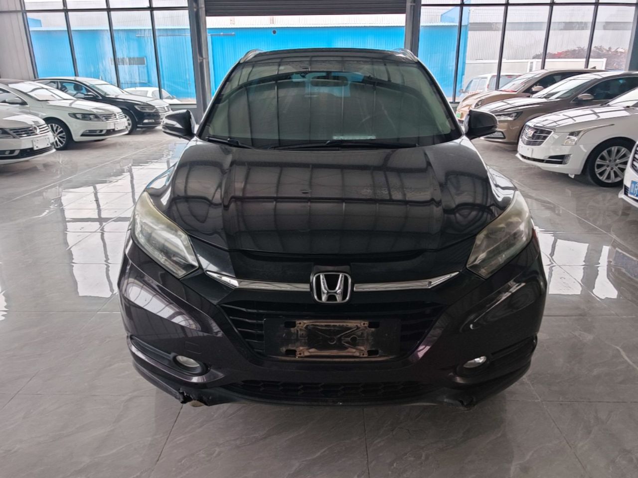 Vezel 2015 1.8L CVT RWD Luxury photo 2