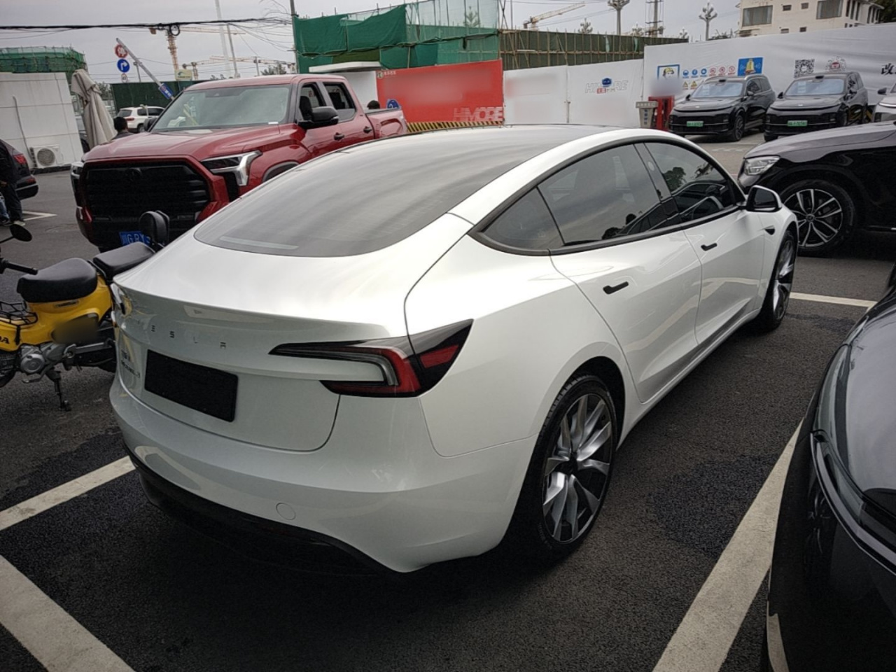 Model 3 2025 RWD photo 4