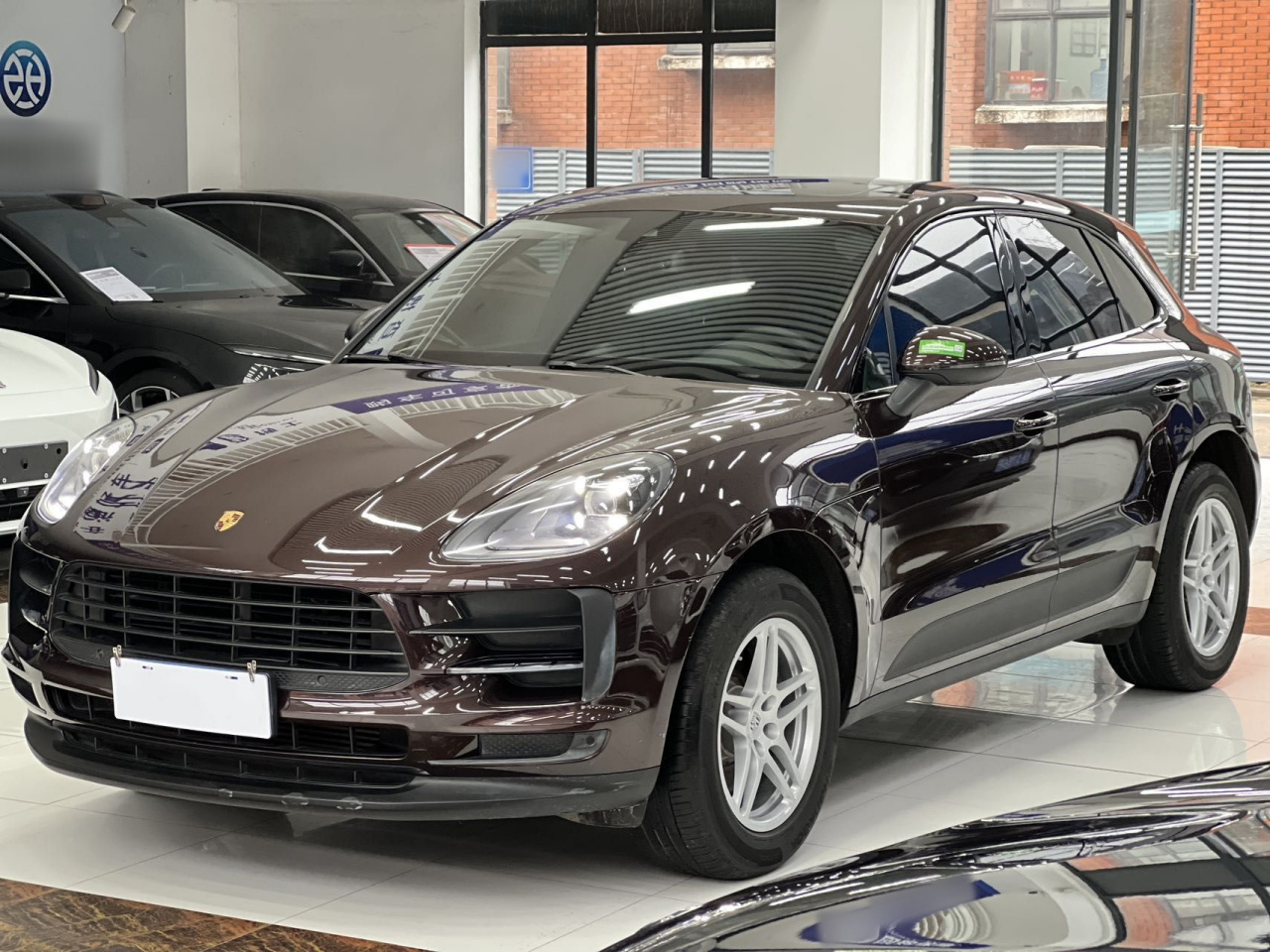 2018 Macan 2.0T