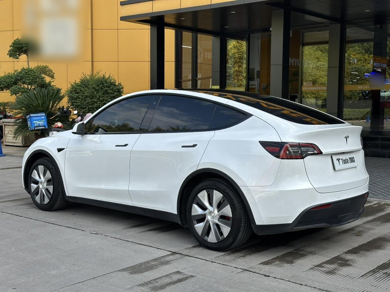 Model Y 2022 RWD photo 4