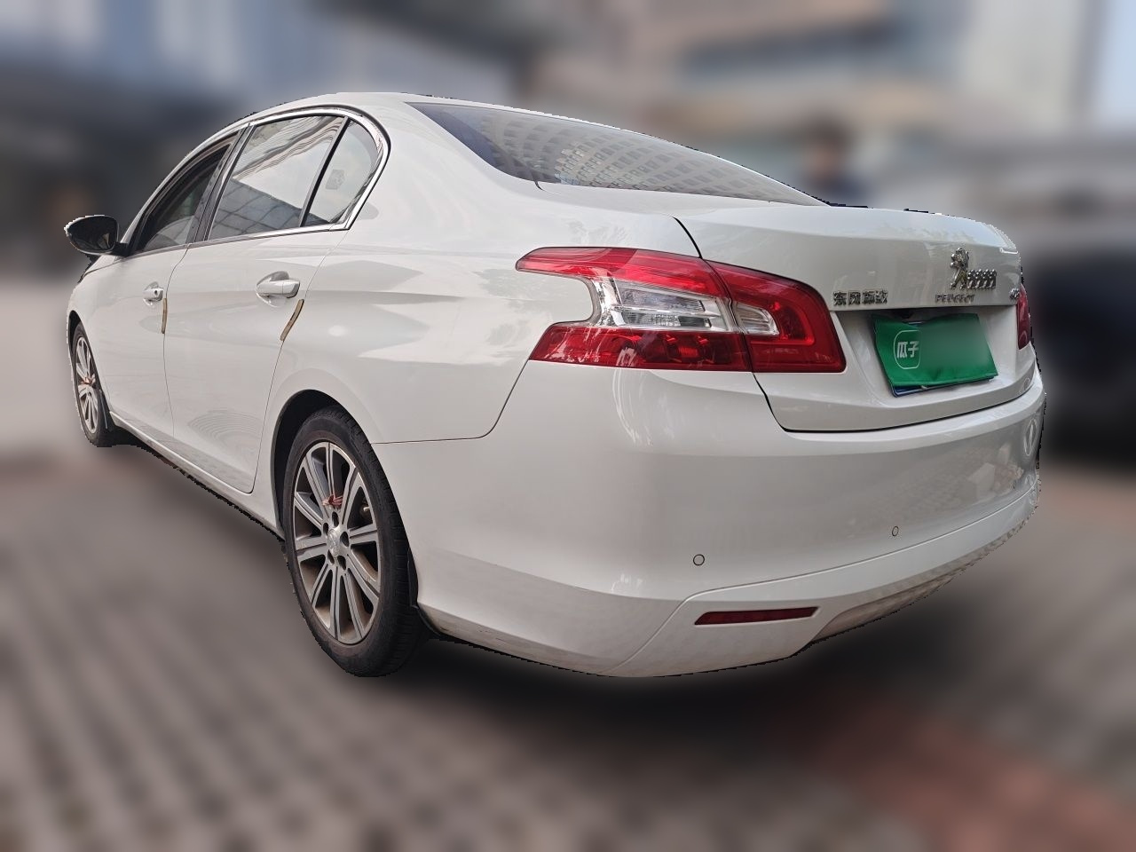 408 2014 1.8L AT Luxury photo 4