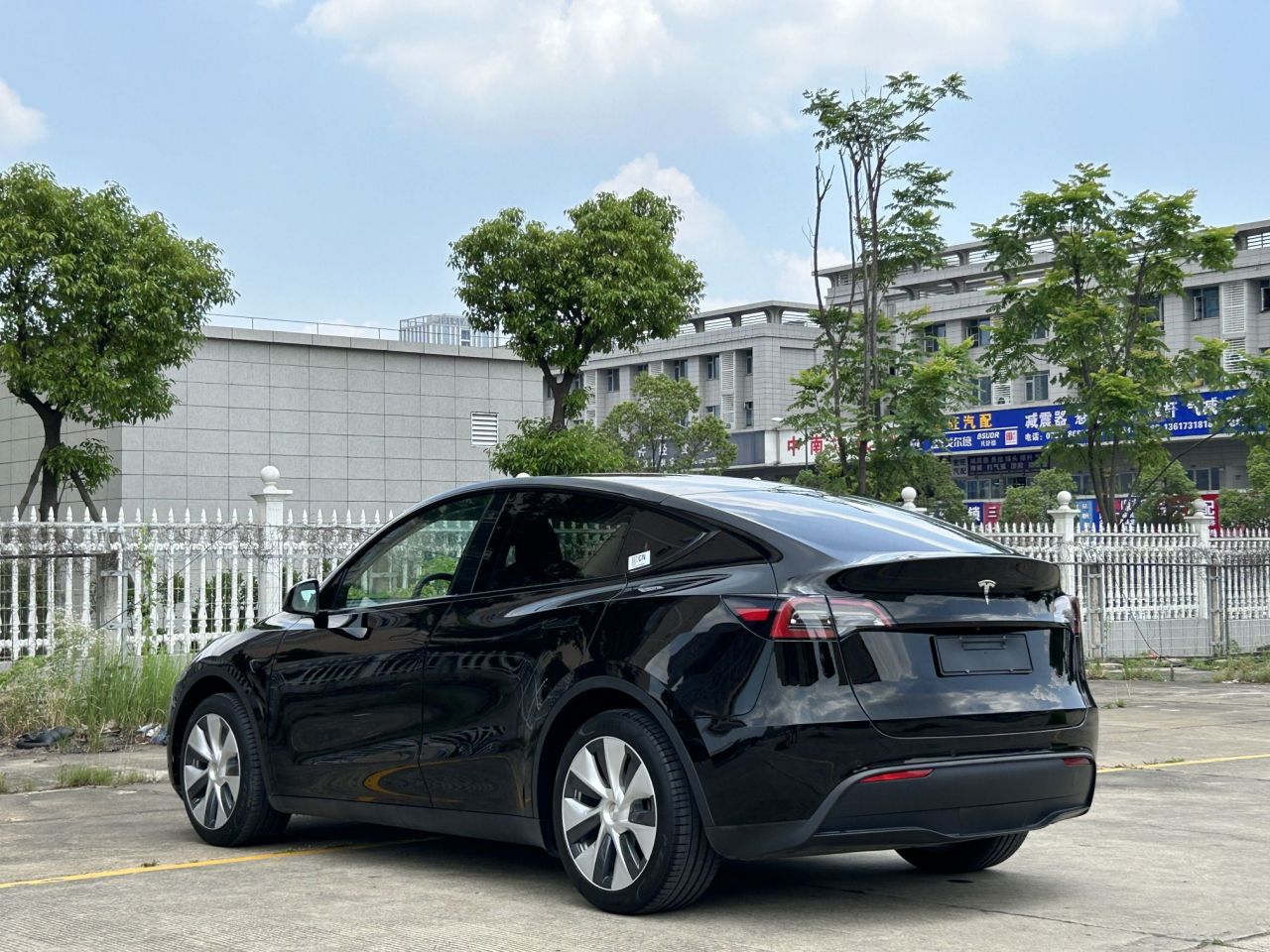 Model Y 2022 RWD photo 4