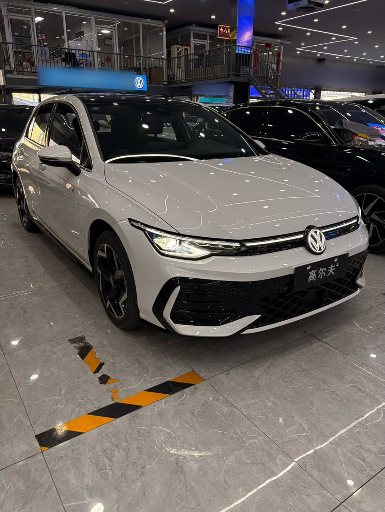 Golf 2025 300TSI R-Line photo 4