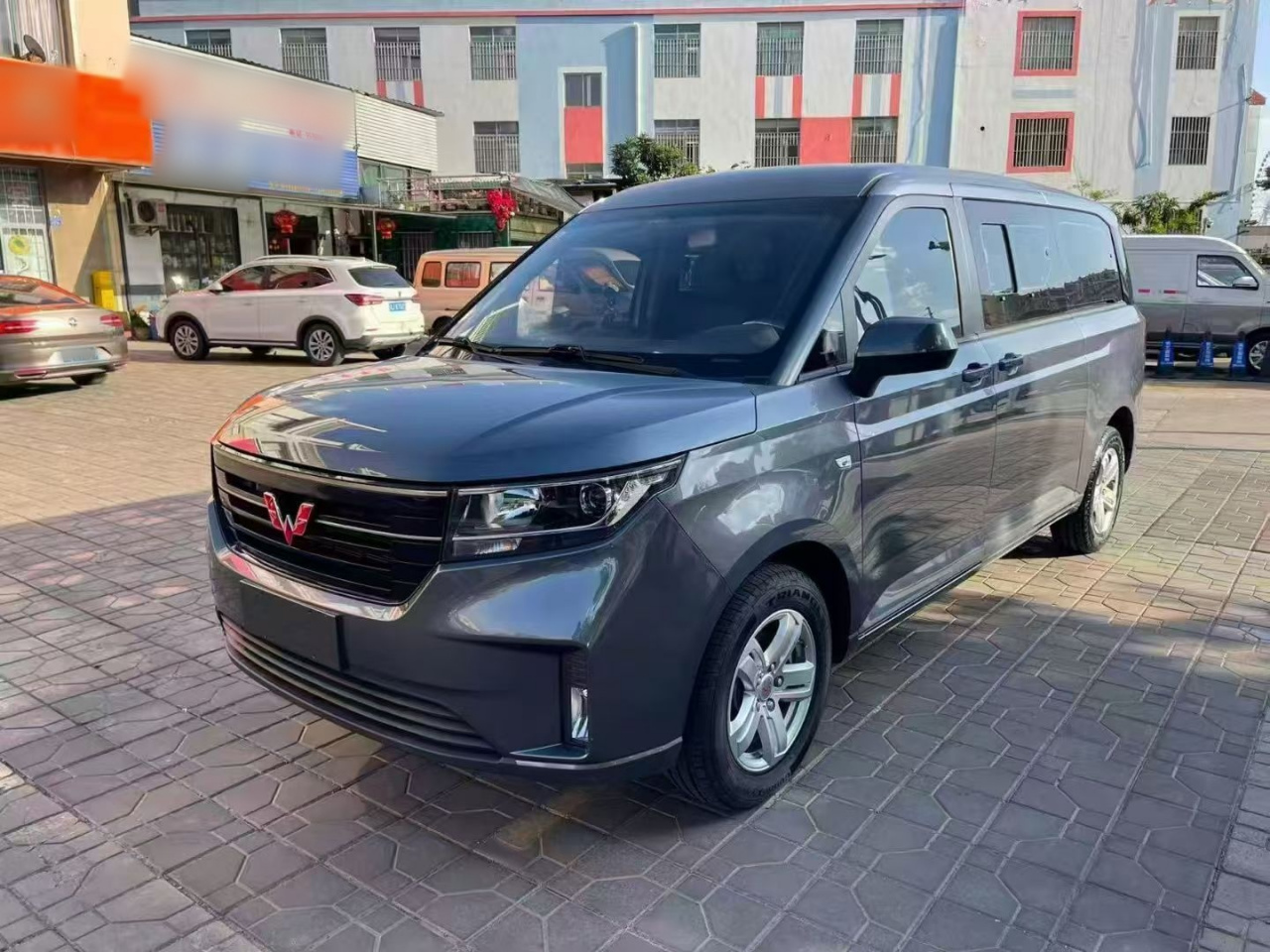 Wuling 2021 1.5T MT Luxury