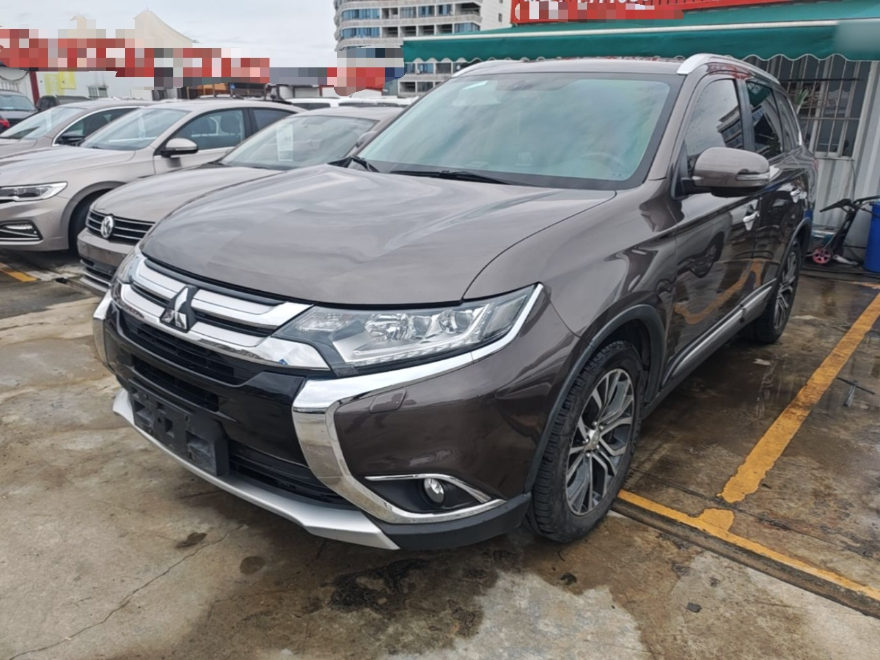 Outlander 2016 2.4L AWD Elite 5-Seater