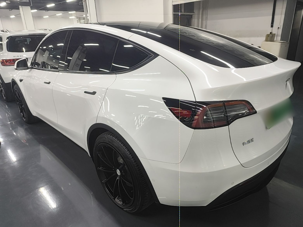 Model Y 2022 Facelift RWD photo 4