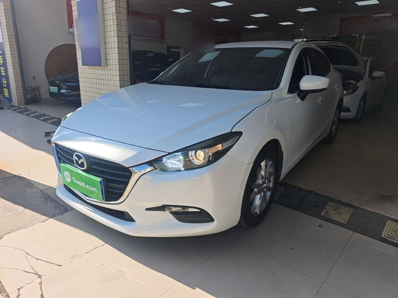 3 Axela 2017 Sedan 1.5L AT Comfort China V