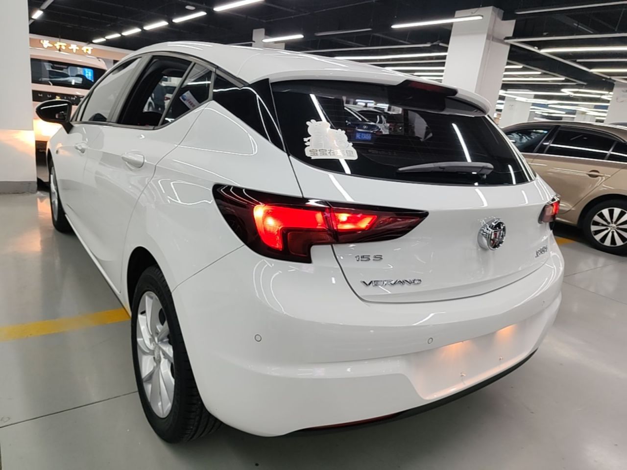 Verano 2018 Hatchback 15S AT Leading photo 4
