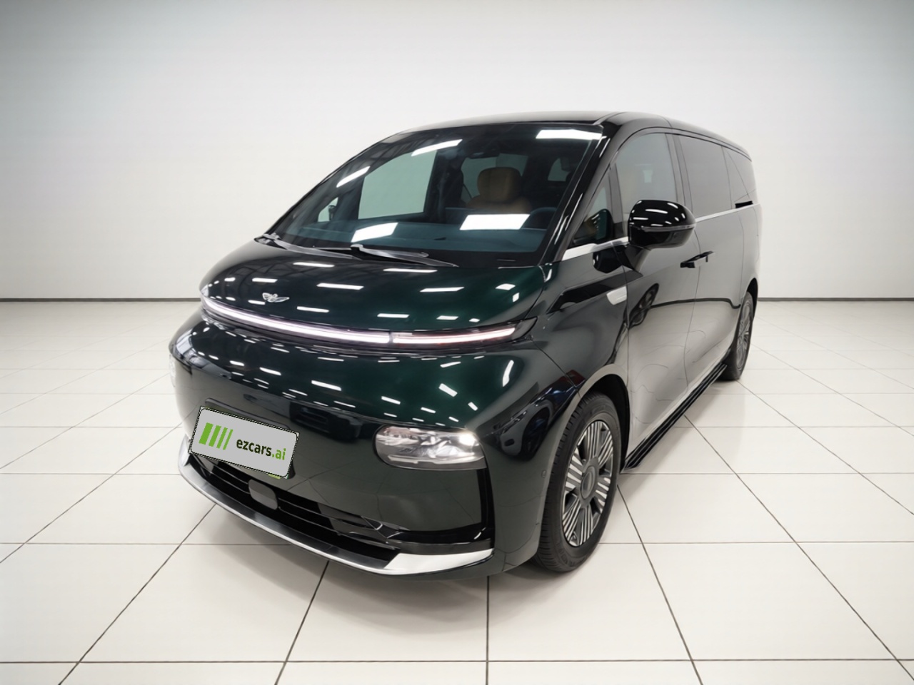 L380 2024 140 6-Seater AWD Ultra