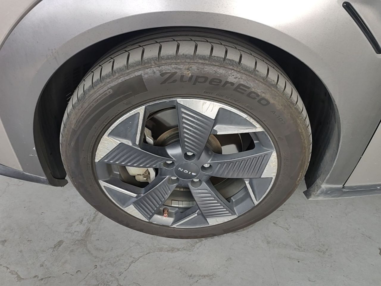 AION Y 2022 70 LFP photo 3
