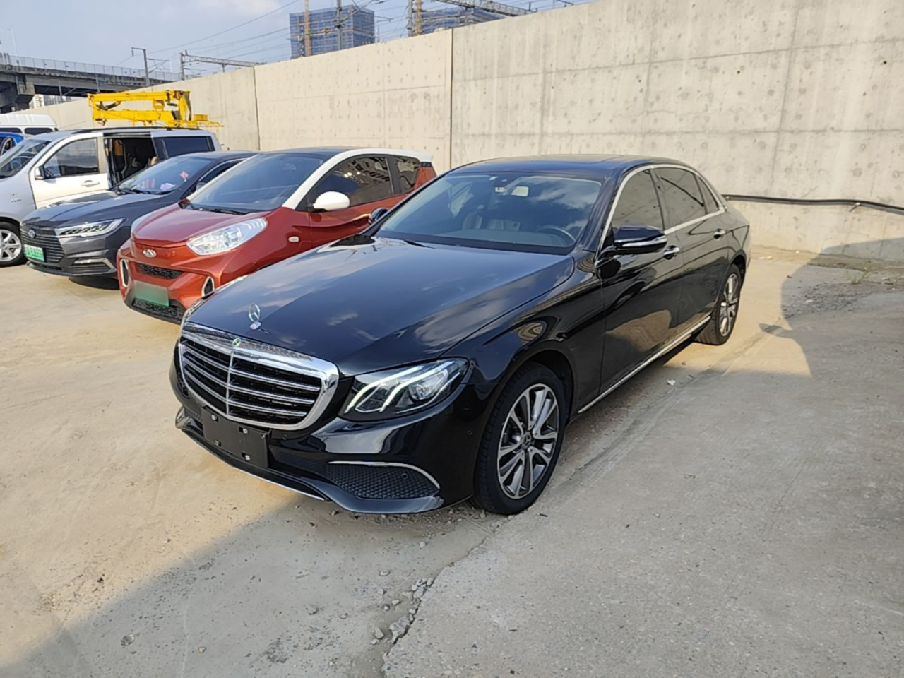 E-Class 2019 E 200 L