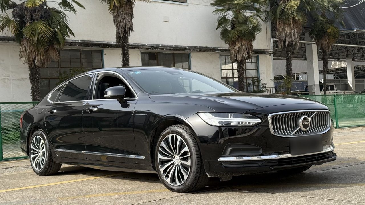 S90 2023 B5 Luxury photo 3