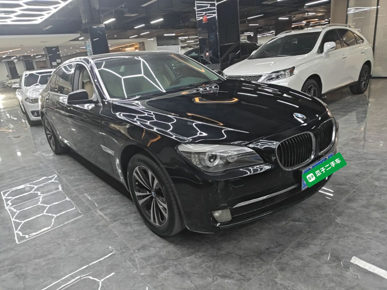 7 Series 2009 730Li Luxury photo 3