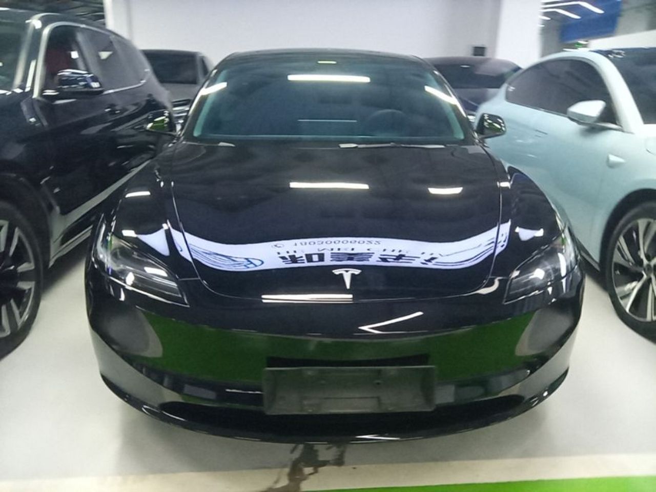 Model 3 2023 RWD photo 2
