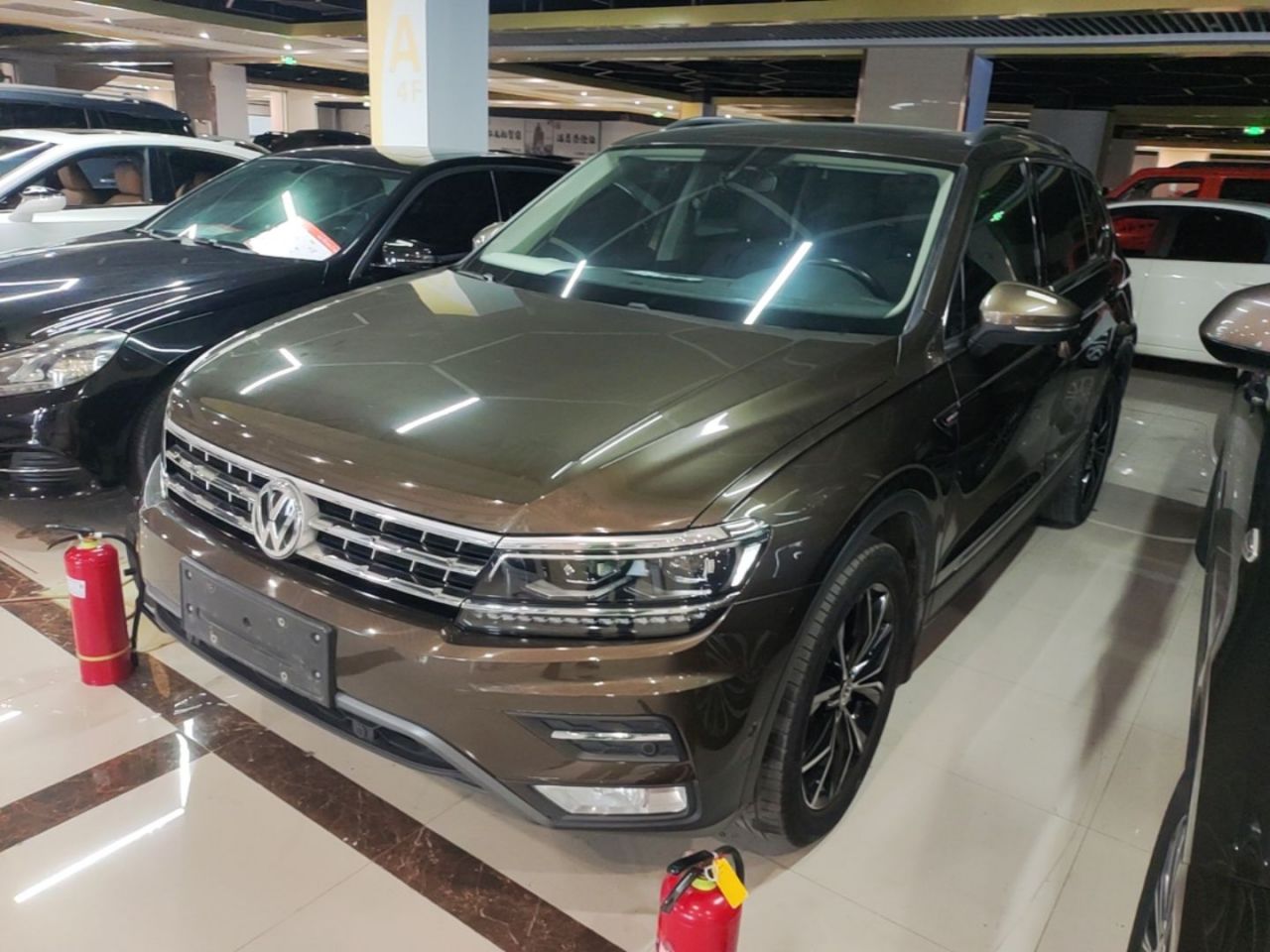 Tiguan L 2017 380TSI AT AWD Flagship