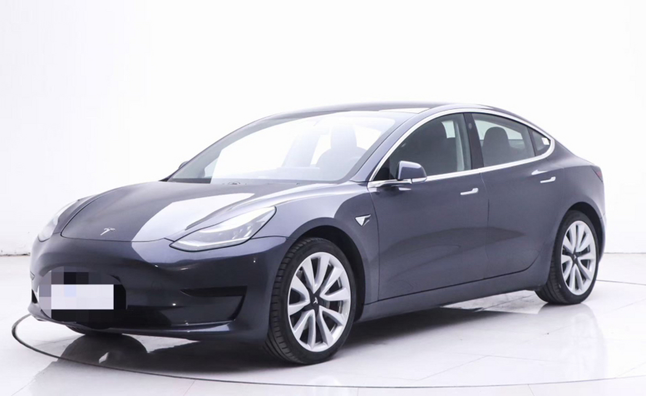 Model 3 2019 Standard Range RWD Upgraded photo 3