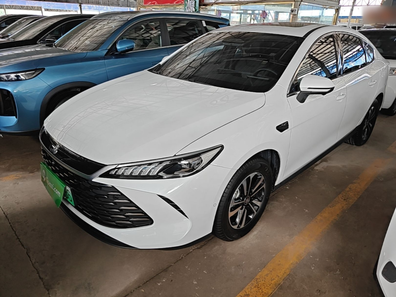 Qin PLUS 2025 DM-i ADAS 120KM