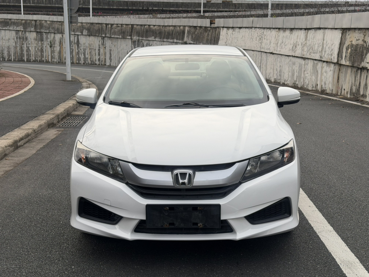 2017 1.5L CVT Comfort photo 4