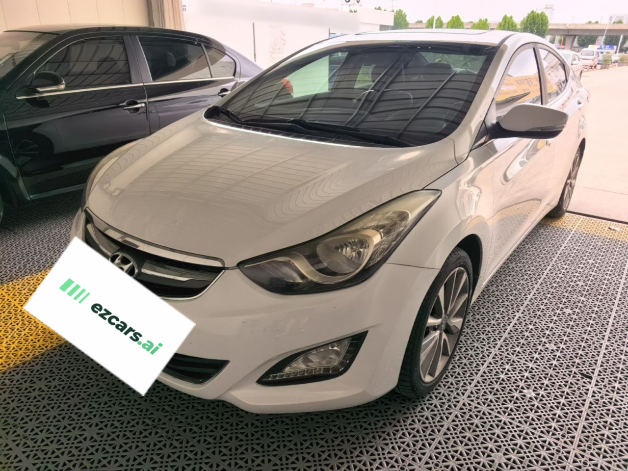 Elantra 2015 1.6L AT Leading