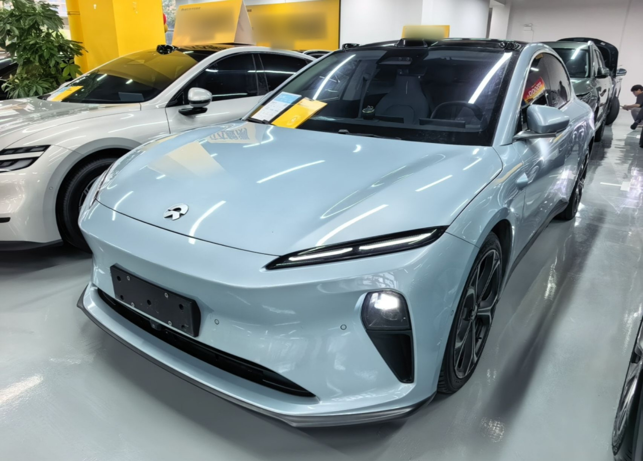 ET5 2022 75kWh