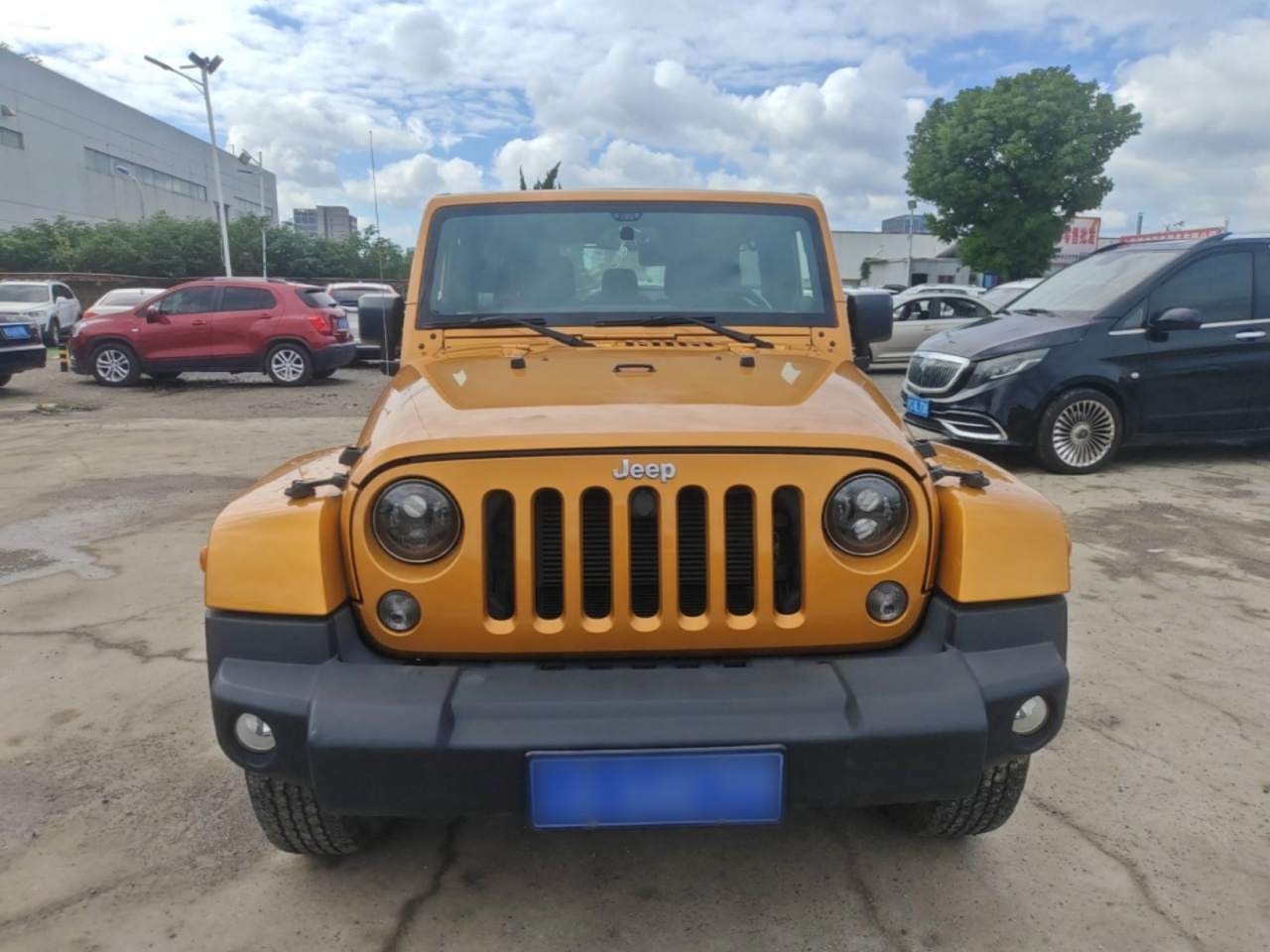 Wrangler 2014 3.0L Sahara 4-Door photo 2