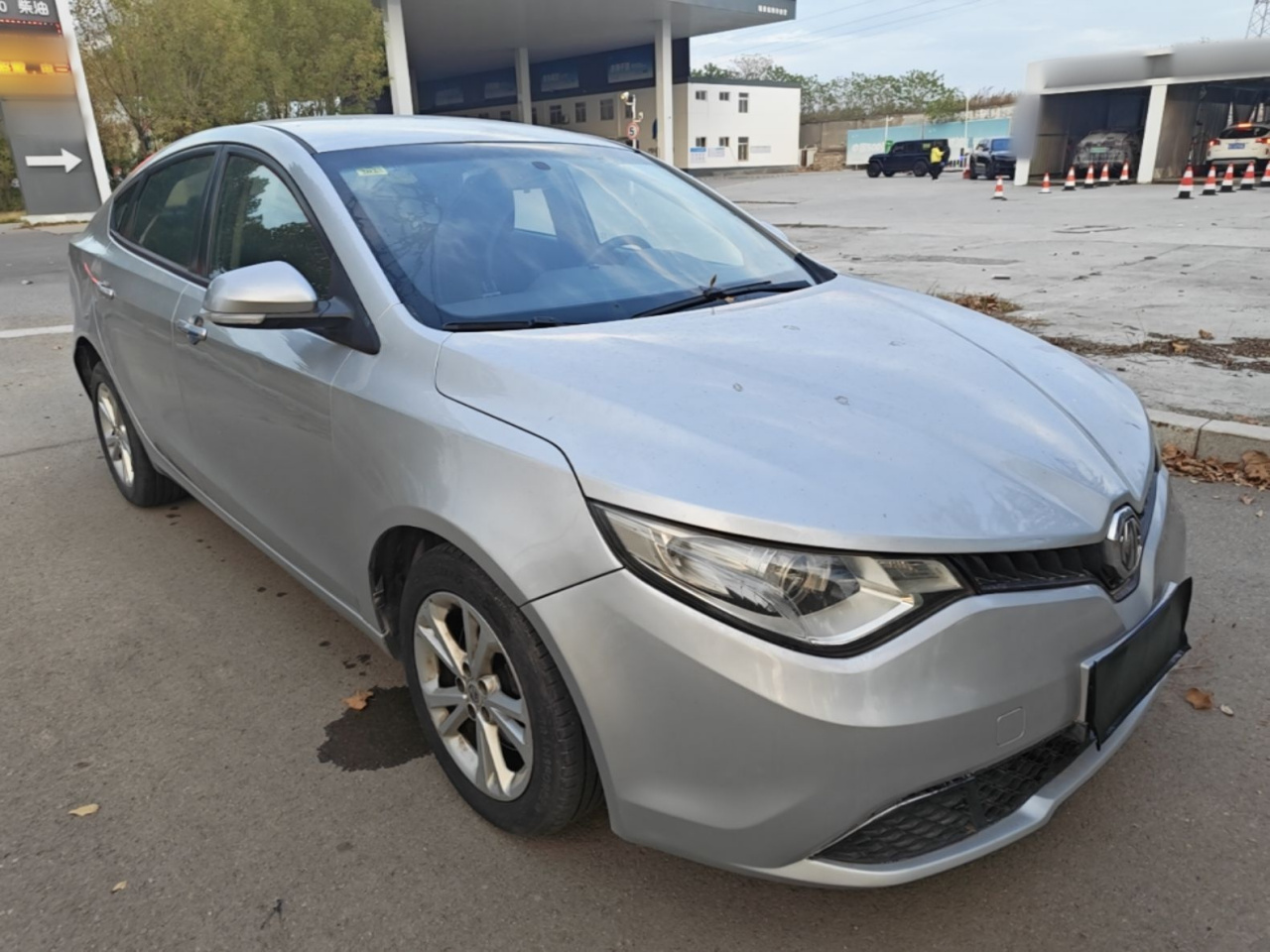 2015 1.5T AT photo 3