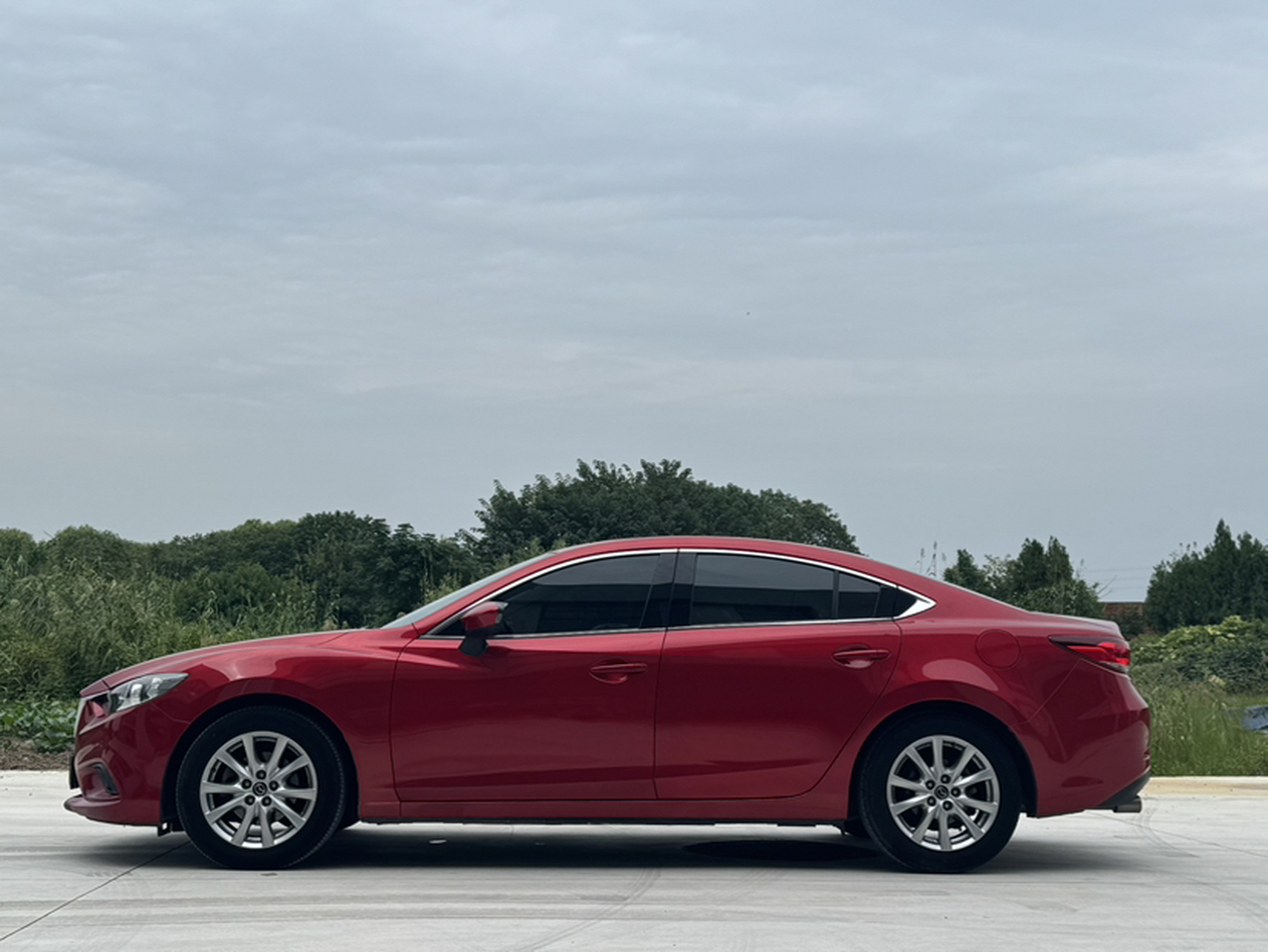 Atenza 2015 2.0L Luxury photo 4