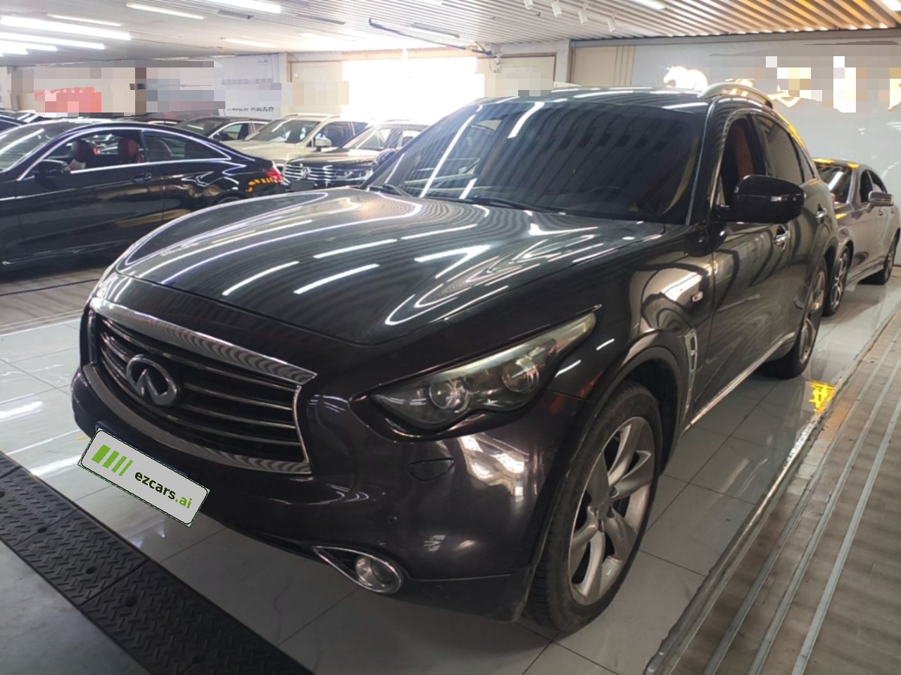 QX70 2013 3.7L Standard