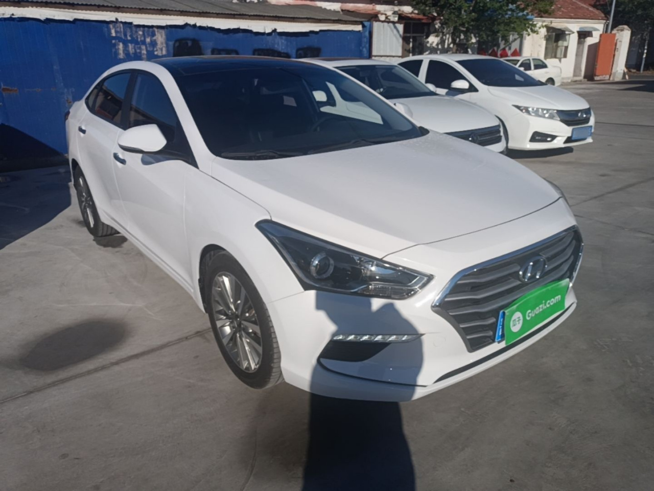 Mistra 2017 1.8L AT Premium DLX China V photo 3