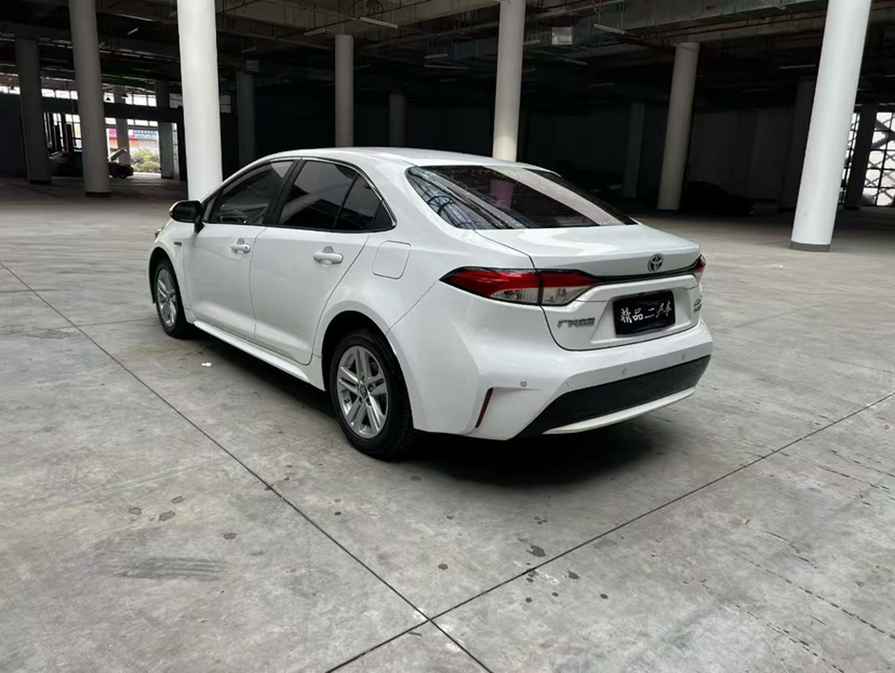 Levin 2022 Hybrid 1.8H E-CVT Luxury photo 3