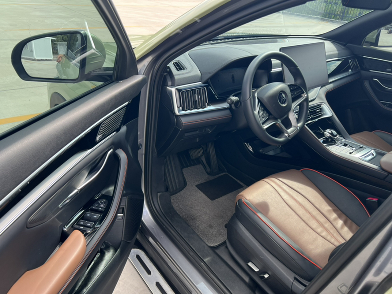 Song PLUS EV 2021 DM-i 100KM AWD Flagship PLUS photo 4