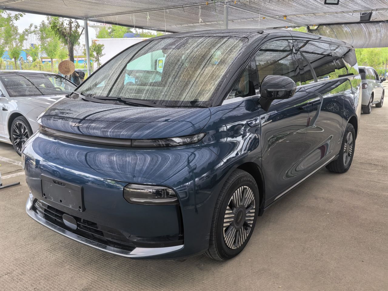 L380 2024 140 6-Seater AWD Ultra