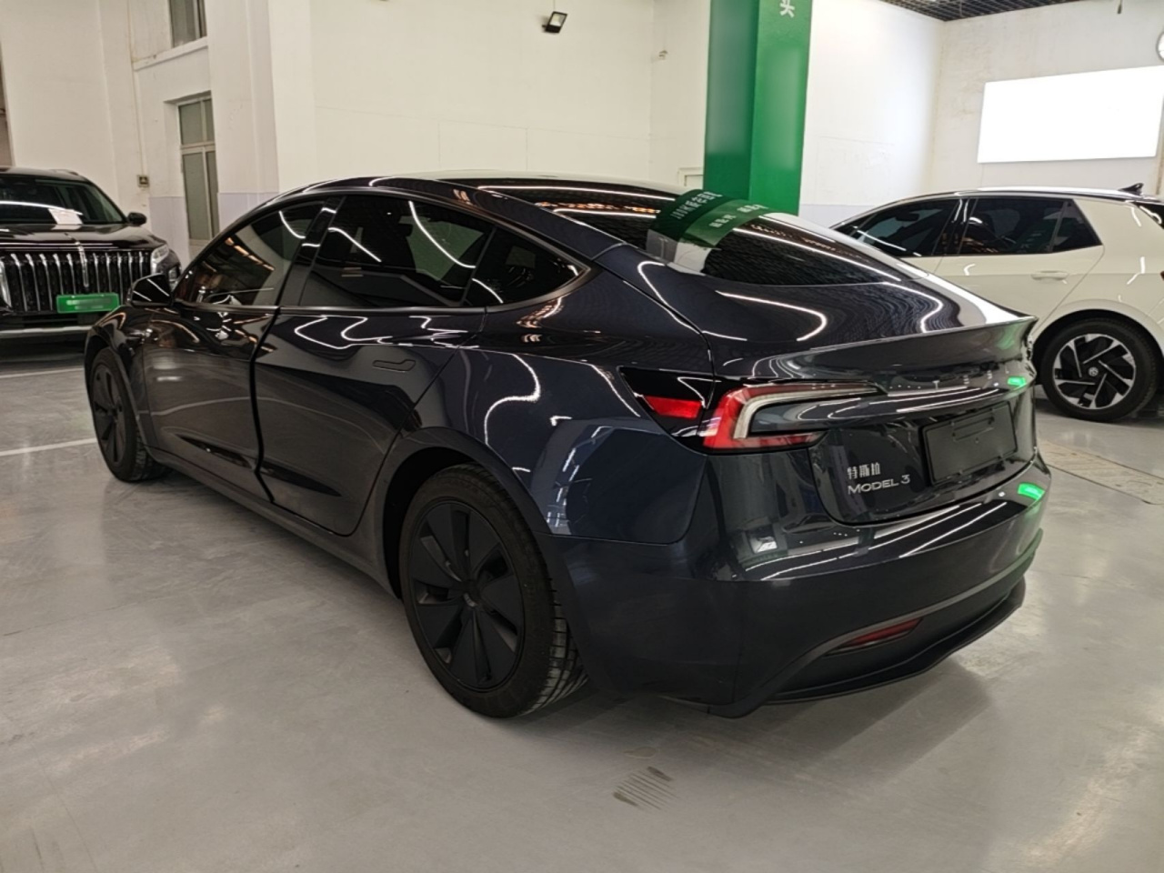 Model 3 2025 RWD photo 4