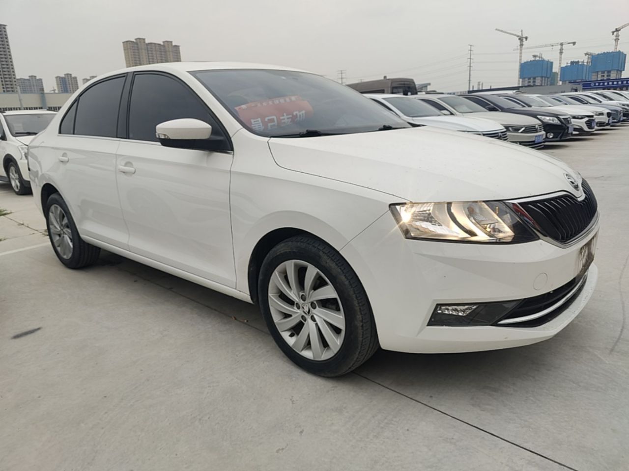 Rapid 2019 1.5L AT Comfort China VI photo 3