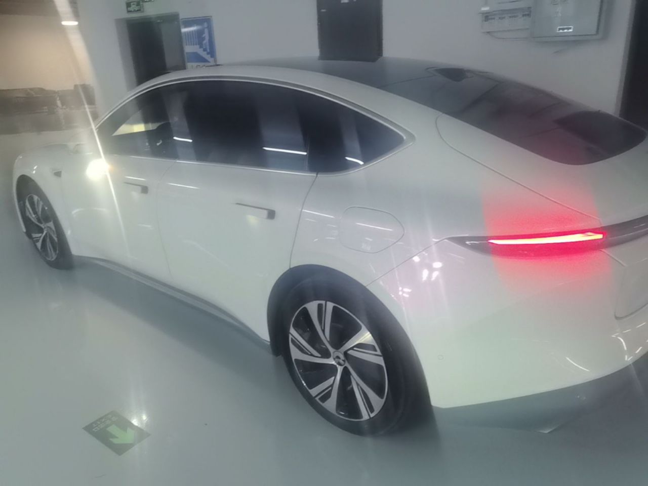 ET5 2022 75kWh photo 4