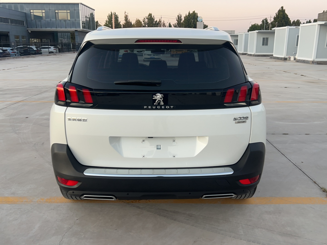 5008 2017 380THP 7-Seater Elite photo 3