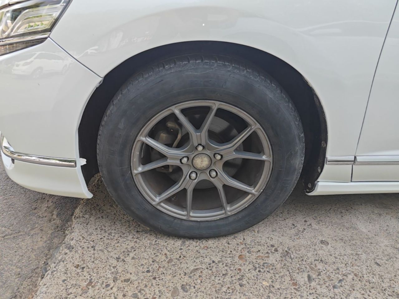 Spirior 2015 2.0L Luxury photo 2