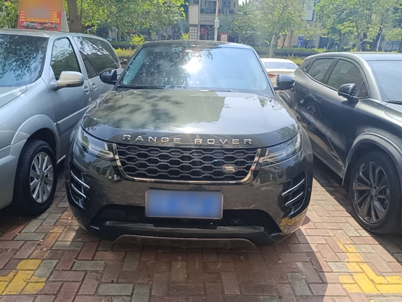 Range Rover Evoque 2021 Evoque L 249PS R-Dynamic HSE photo 2