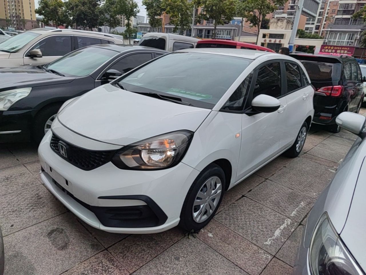 Fit 2023 1.5L CVT Trend