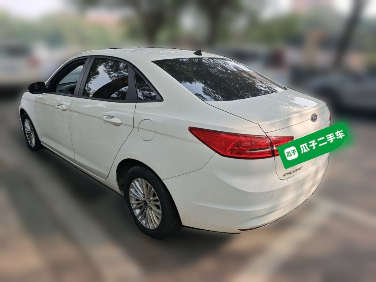Escort 2017 Facelift 1.5L AT Comfort photo 4