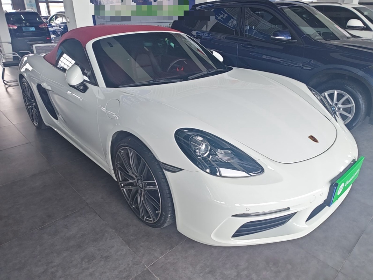 718 2022 Boxster 2.0T photo 3