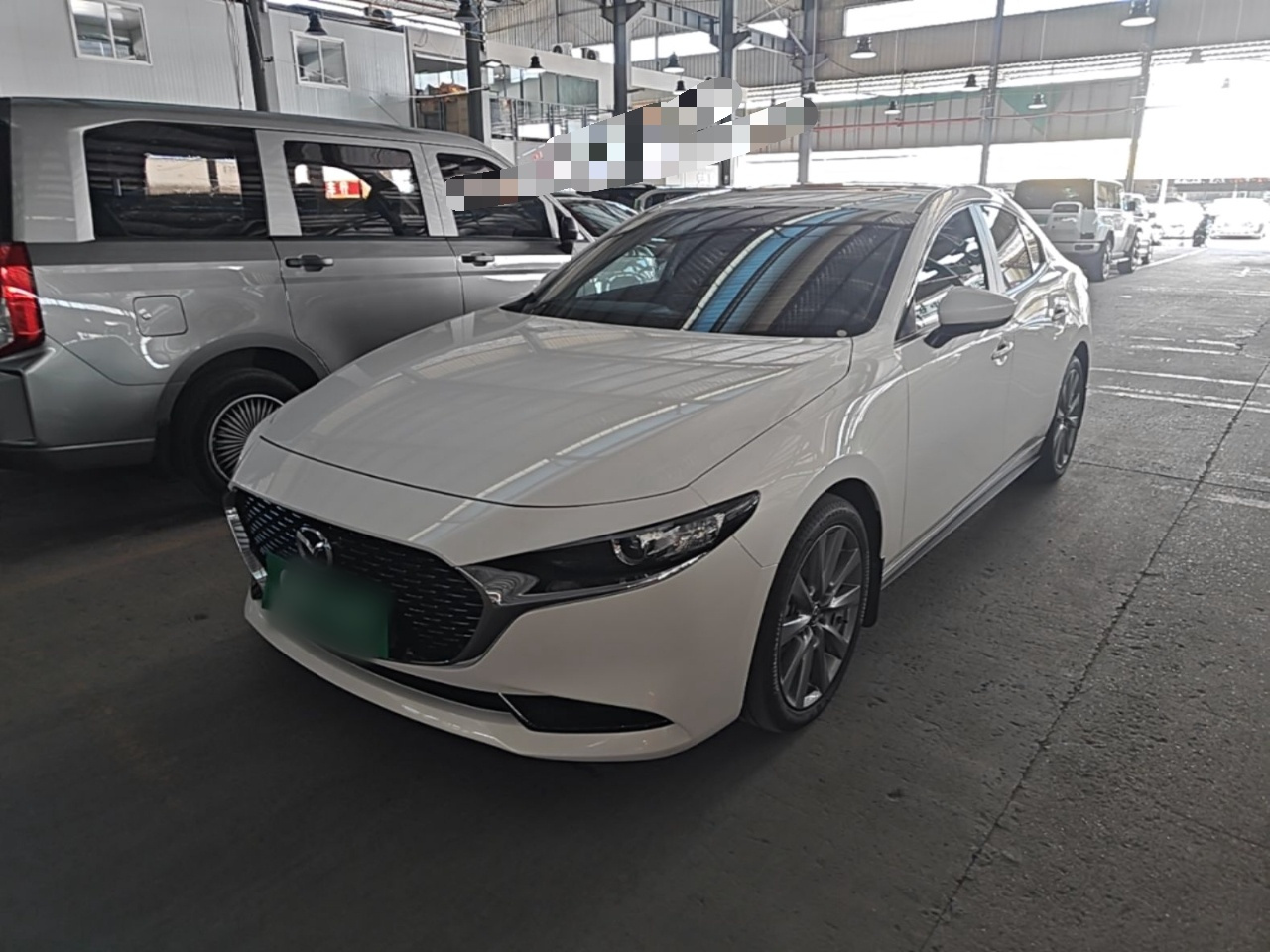 3 Axela 2023 2.0L AT