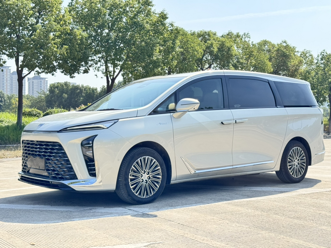 GL8 EV 2024 6-Seater