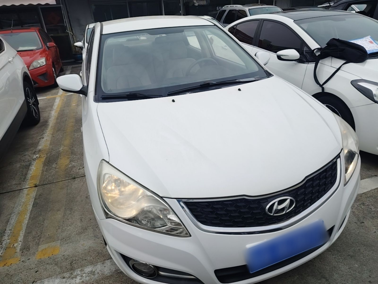 Dynamic 2015 1.6L AT Comfort photo 2